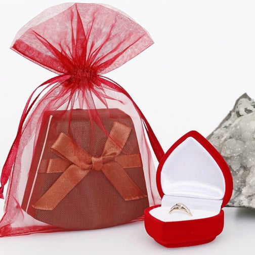 Sachet en organza pour gadgets d'entreprise