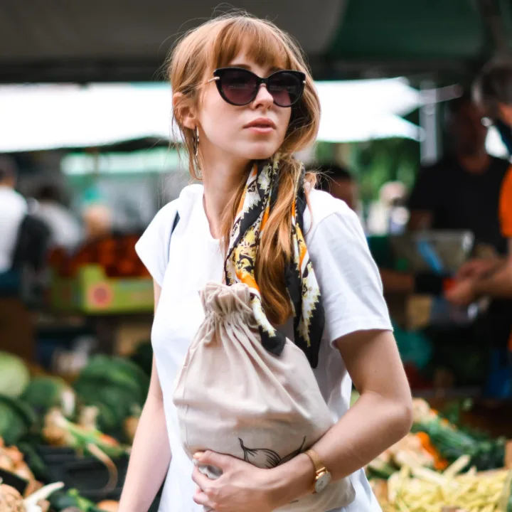 Sac en lin imité  30 x 40 cm avec l'impression - pour les oignons (EN) Sachets à fermeture facile et rapide