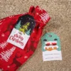 Étiquettes pour cadeaux  - mélange de motifs.