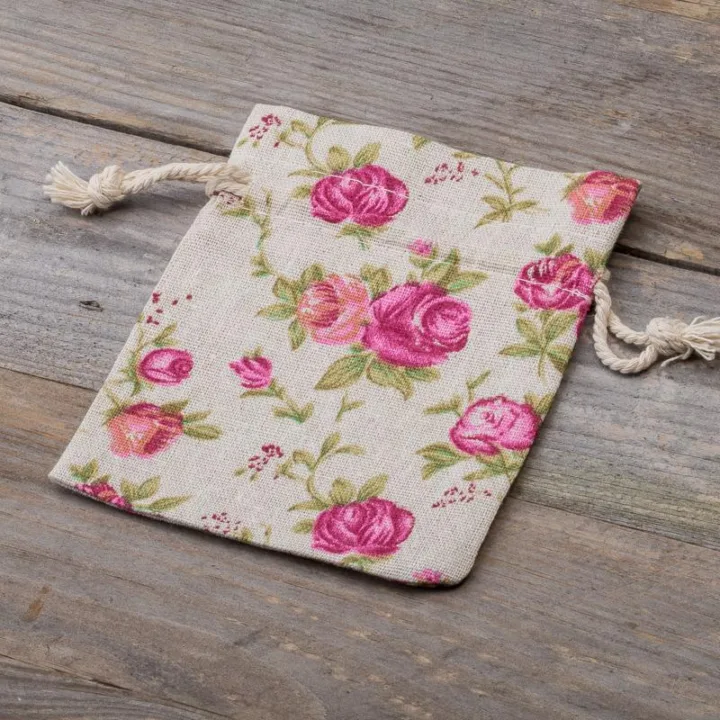 Sachets en lin imité 10 x 13 cm avec l'impression - naturelle / roses Sac de lin