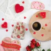 Sachets en lin imité 12 x 15 cm avec l'impression - naturelle / roses Sacs naturels clair