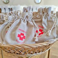 Sachets en lin imité 15 x 20 cm avec l'impression - Hangover kit Moyens sachets 15x20 cm