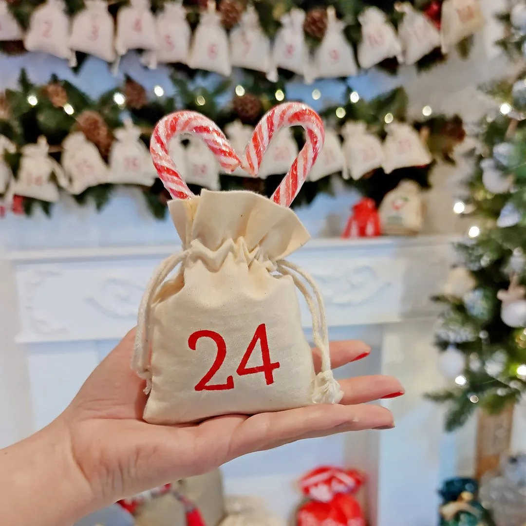 Calendrier De L'Avent à Remplir 2025 - 24 Pochettes En Tissu Réutilisables, DIY, Avec Pinces Et étiquettes
