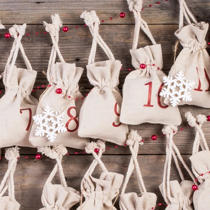 Sacs en velours 6 x 8 cm - argenté Sac de lin