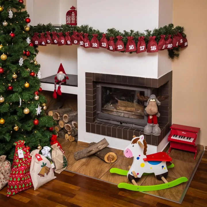 Calendrier de l’Avent sachets en jute 13 x 18 cm – Bordeaux + chiffres blancs Sac de jute