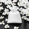 Sacs de satin 10 x 13 cm - blanc Journée de la femme