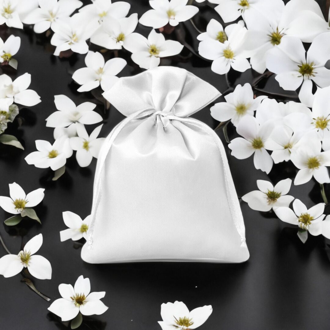 Sacs de satin 10 x 13 cm - blanc Journée de la femme
