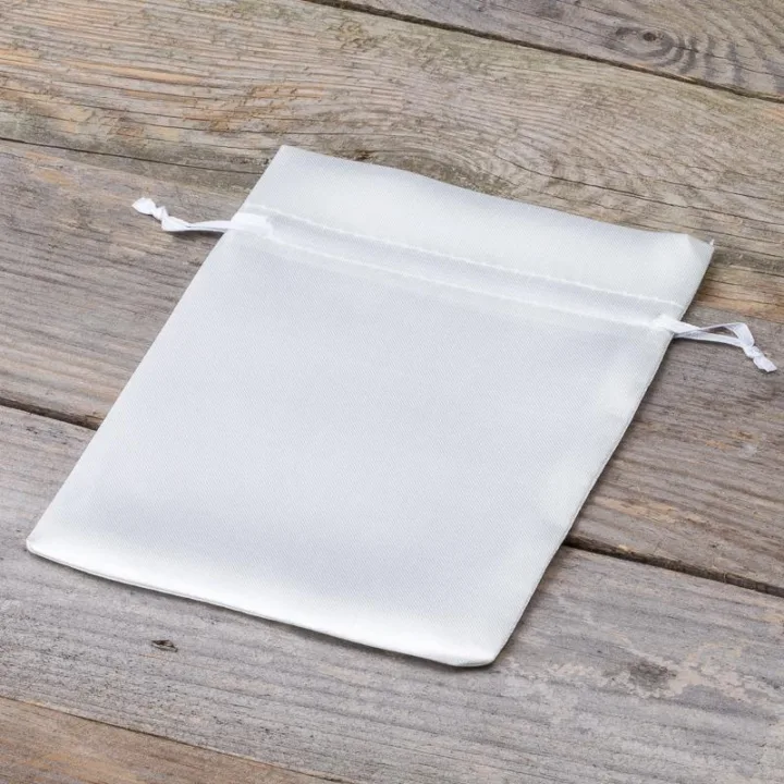 Sacs de satin 12 x 15 cm - blanc Petits sachets