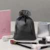 Sacs de satin 15 x 20 cm - noir Moyens sachets