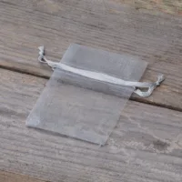 Sacs en organza 6 x 8 cm - argenté Sac de Noël