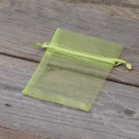 Sacs en organza 7 x 9 cm - vert Pâques