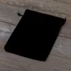 Sacs en velours 15 x 20 cm - noir Moyens sachets