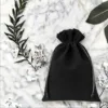 Sacs en velours 26 x 35 cm - noir Halloween