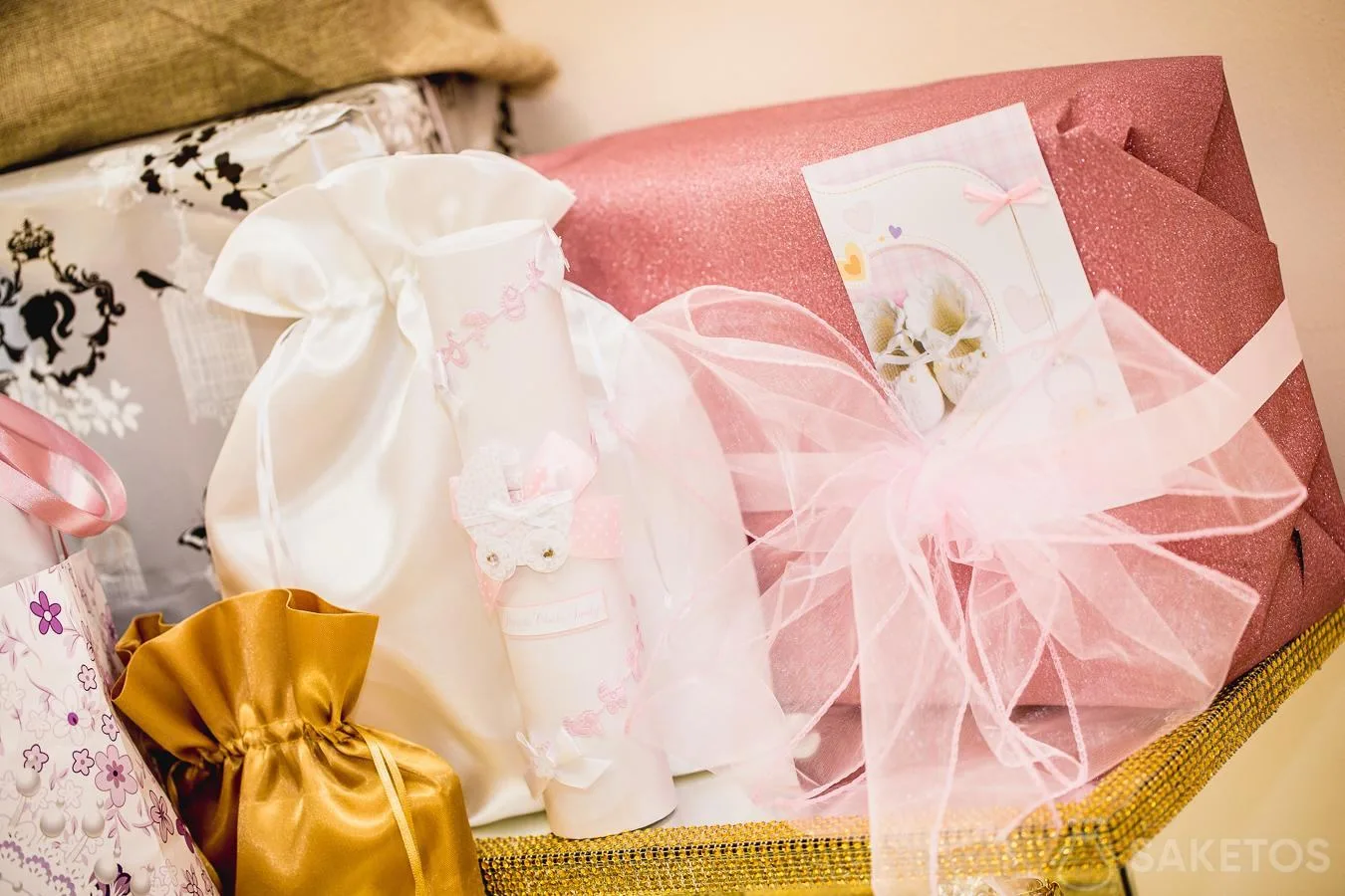 Les sachets sont parfaits comme l’emballage des cadeaux, p.ex.: de baptême