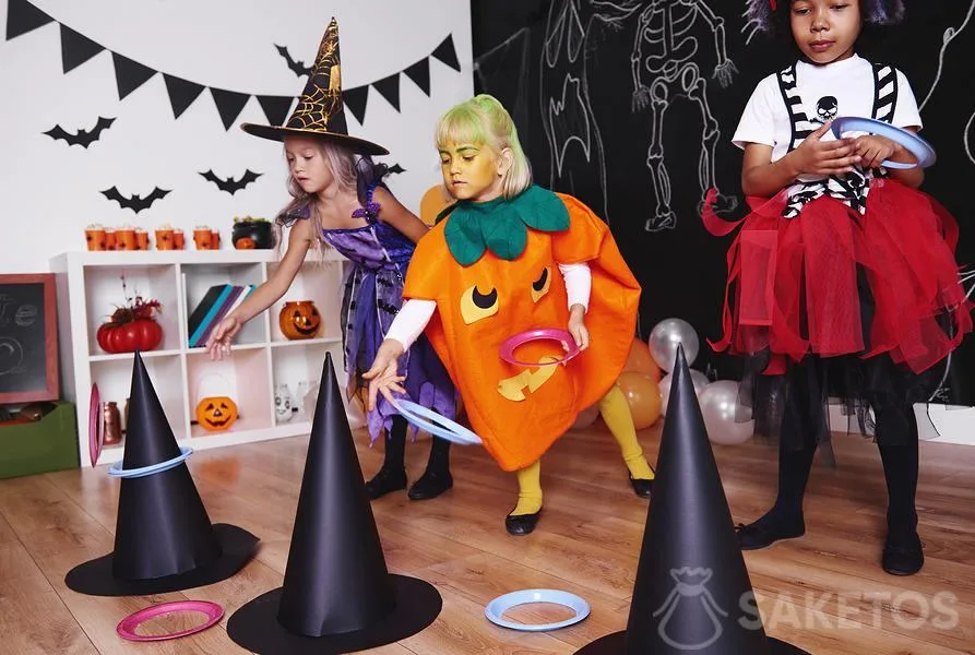 Jeu de lancer d'anneaux - une activité d'halloween pour les enfants