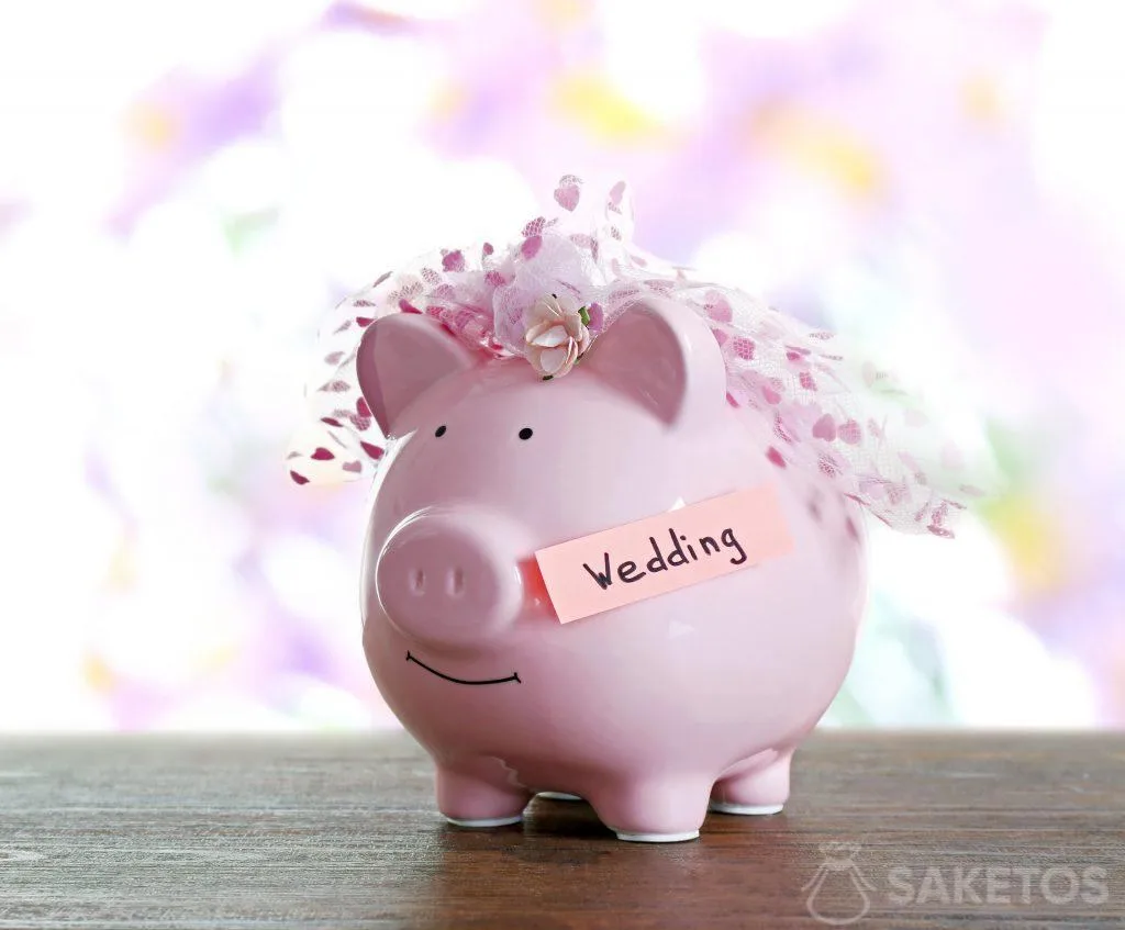 Un cochon-tirelire est un emballage original pour de l’argent offert en cadeau
