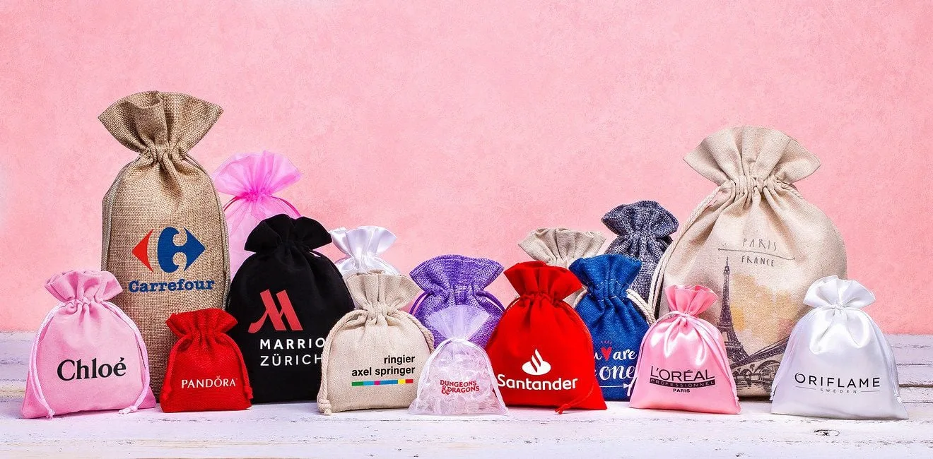 Pochettes avec logo