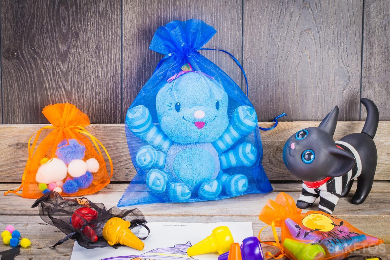 Comme Vous voyez, il existe de nombreuses manières d’utiliser les pochettes décoratives pour Halloween.