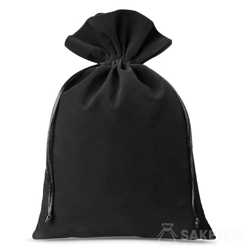 Un sachet décoratif élégant réalisé en velours noir