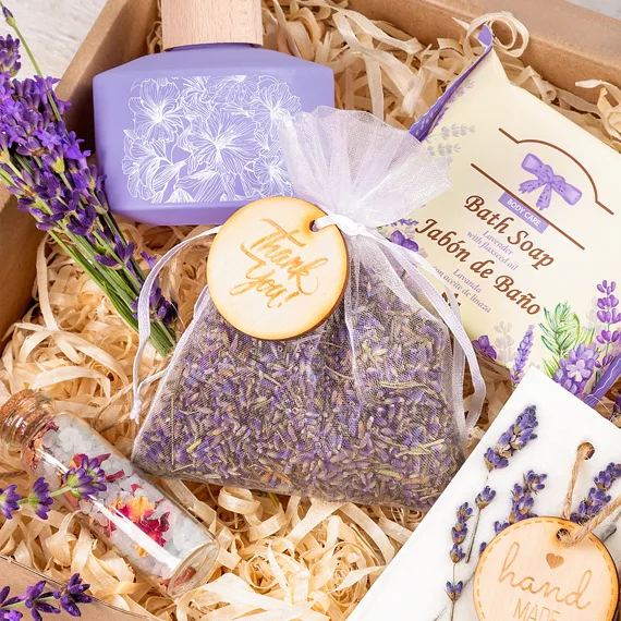 Organza avec lavande – sachet élégant avec option logo